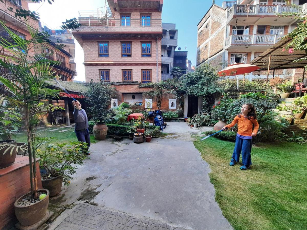 Pradhan House - Home Stay With Garden Bhaktapur Exterior photo
