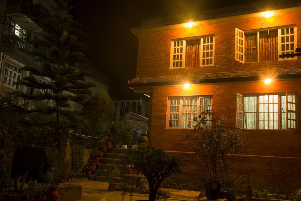 Pradhan House - Home Stay With Garden Bhaktapur Exterior photo
