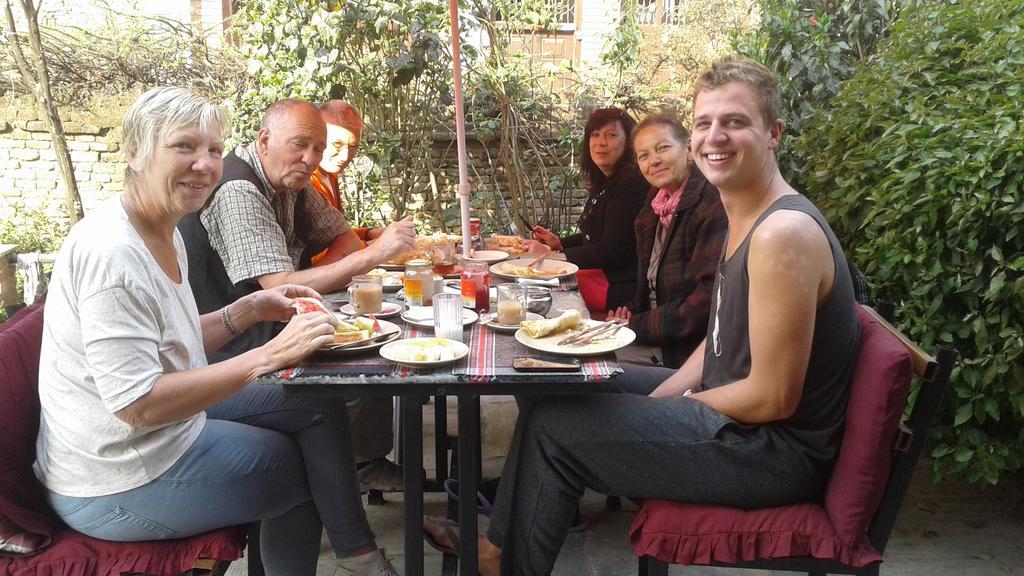 Pradhan House - Home Stay With Garden Bhaktapur Exterior photo